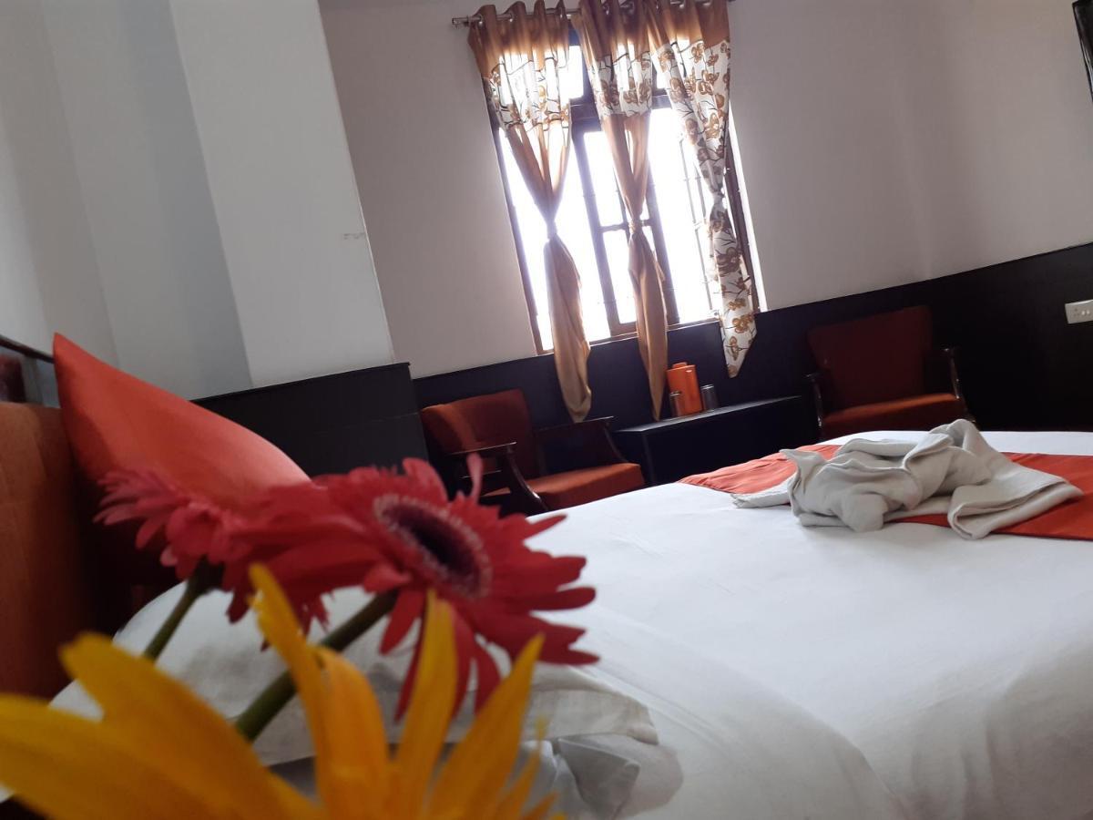 Hotel Woileem Гангток Экстерьер фото